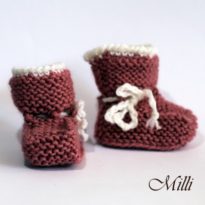 Knitted baby boots, 7cm length