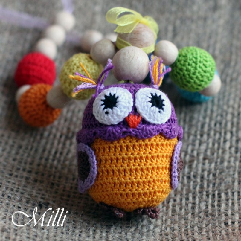 Handmade nursing teething owl necklace with rattle by Millicrafts.com
