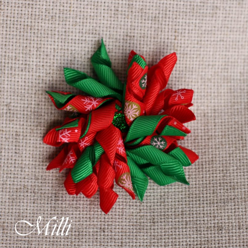 #210 New Year hair clip in red & green by MilliCrafts.com - 2pcs available