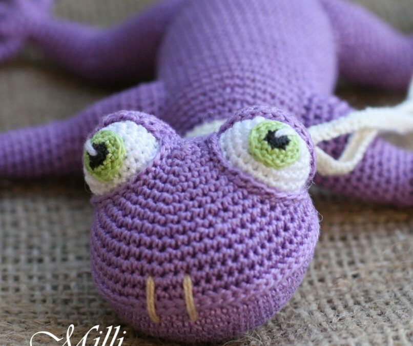 Handmade Baby toy Gecko Violet by MilliCrafts.com